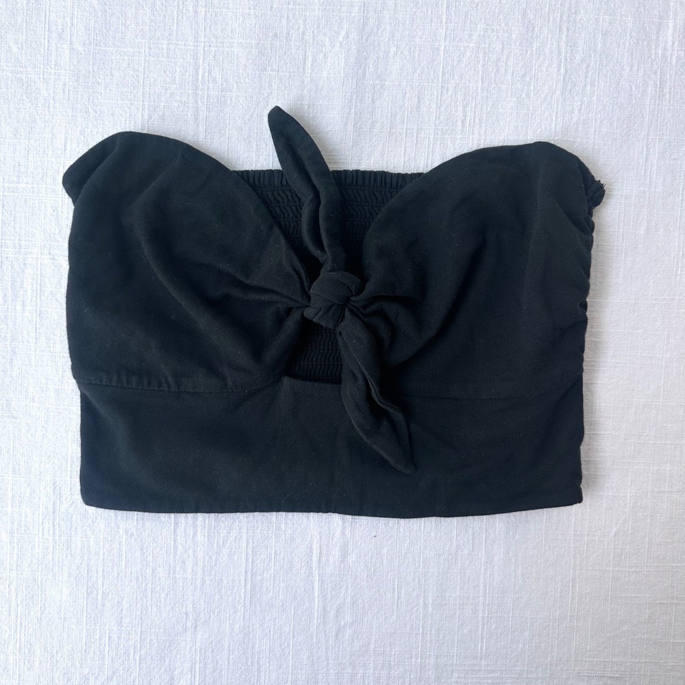 Wilfred Aritzia Black Tie Front Smocked Tube Top Strapless Crop‎ Size M